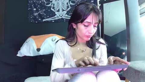  Eva online show from 10-12-25, 05:34