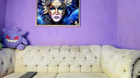 Snapshot of evangely15_ chatting on 11-22-25, 10:25 evangely15_ online show from 11-22-25, 10:25