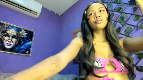 Snapshot of evangely15_ chatting on 12-04-25, 10:13 evangely15_ online show from 12-04-25, 10:13