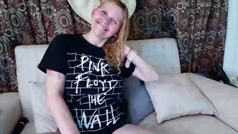  Evangelyne  online show from 11-27-25, 08:22