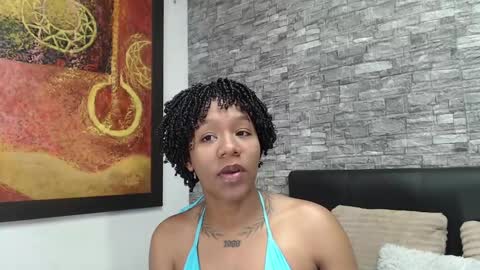 Snapshot of evans_susana chatting on 03-01-25, 12:01 Evan and Susan online show from 03-01-25, 12:01