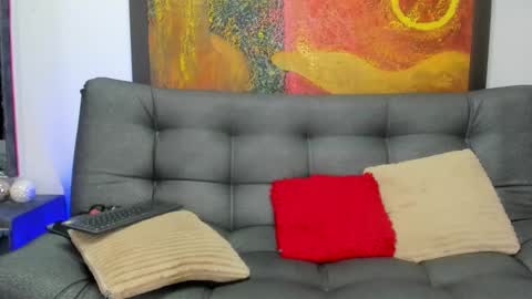 Snapshot of evans_susana chatting on 10-09-25, 04:05 Evan and Susan online show from 10-09-25, 04:05