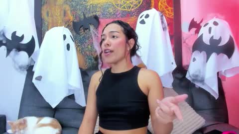 Snapshot of evans_susana chatting on 10-20-25, 04:18 Evan and Susan online show from 10-20-25, 04:18