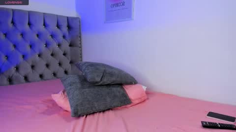 Eva Olimpo online show from 04-06-26, 12:19