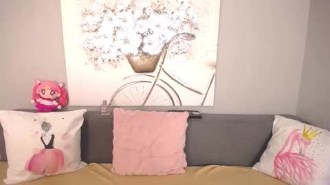 Adelina online show from 11-05-25, 05:18