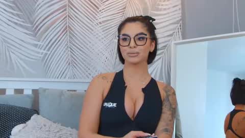 evareyss online show from 12-29-24, 06:27