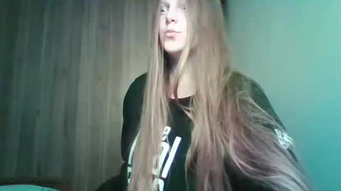 evasapples2026 online show from 02-03-26, 06:46