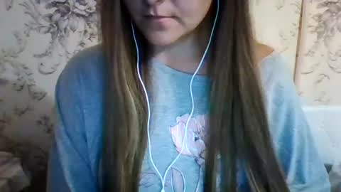 evasapples2026 online show from 07-04-26, 07:31
