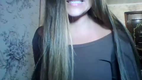 evasapples2026 online show from 07-07-26, 08:57
