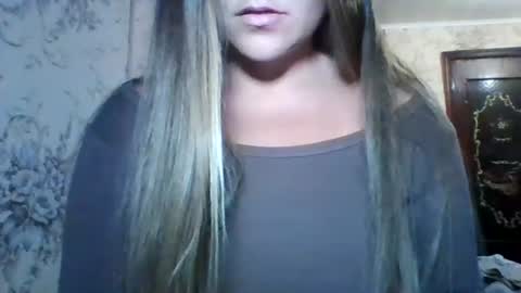 evasapples2026 online show from 07-08-26, 08:46
