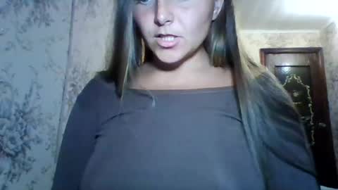 evasapples2026 online show from 07-22-26, 06:54
