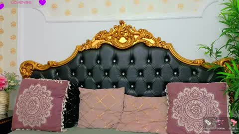 evasinclairr online show from 04-21-26, 03:57