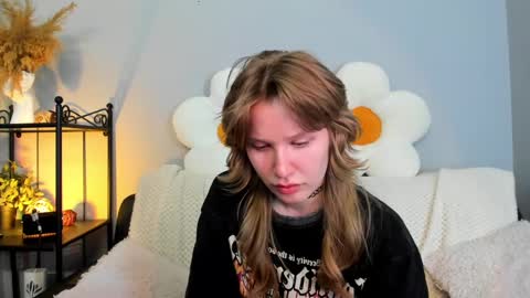 Eva online show from 02-15-25, 04:03