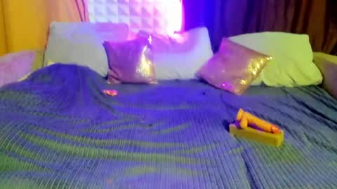 Eva online show from 04-20-26, 10:44