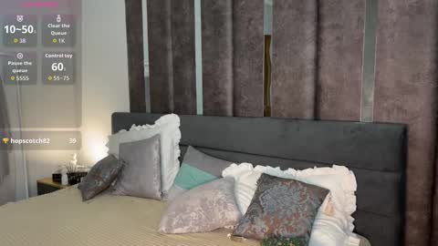 Snapshot of evatoniz chatting on 01-09-26, 01:08 Eva online show from 01-09-26, 01:08