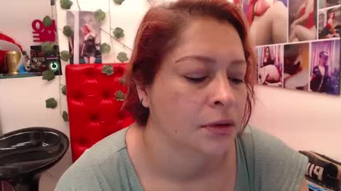 Snapshot of evatwiss chatting on 02-10-25, 11:25 Eva Twiss online show from 02-10-25, 11:25