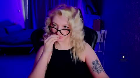 evavibe online show from 04-13-26, 07:25