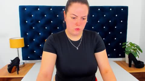 Snapshot of evawetdream chatting on 03-03-26, 07:14 Eva online show from 03-03-26, 07:14