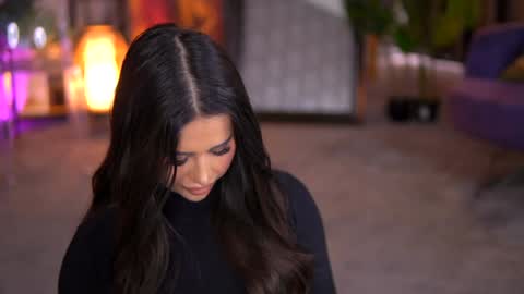 Eva online show from 01-22-25, 11:01