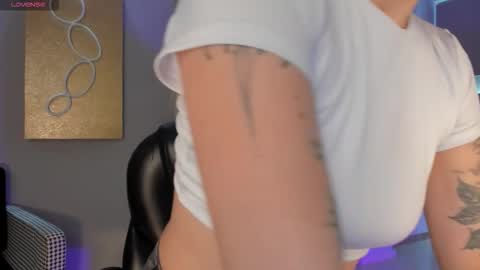 Eve  online show from 11-13-25, 12:26