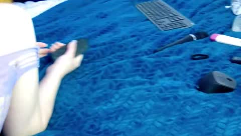 Snapshot of evehyde chatting on 11-19-25, 04:34 Eve online show from 11-19-25, 04:34