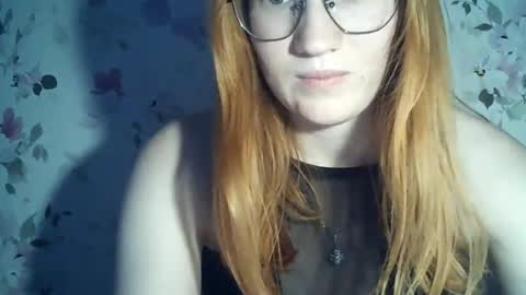 Evelina online show from 06-18-26, 03:49