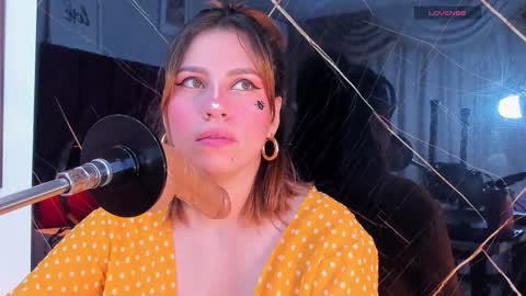 EVELIN online show from 10-10-25, 12:15