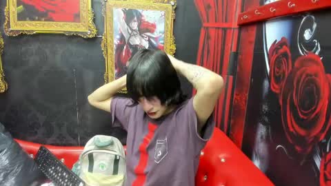 Evelin Hellsing online show from 05-19-26, 02:18