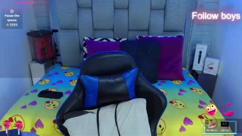 evelin zaens online show from 10-24-25, 07:05