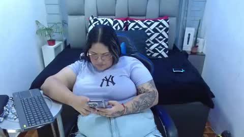 evelin zaens online show from 03-12-26, 05:46