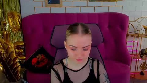 Evelina online show from 05-27-26, 09:06