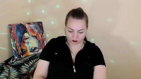 Lydia online show from 10-09-25, 01:03