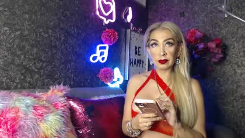 EvelynaGrey online show from 01-26-25, 05:23