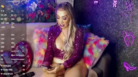 EvelynaGrey online show from 01-30-25, 07:39