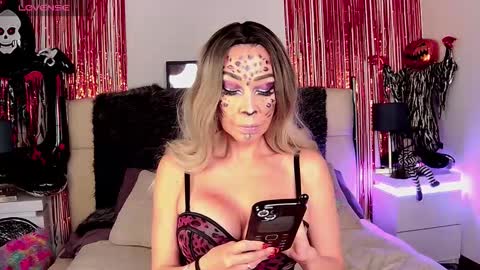 EvelynaGrey online show from 10-23-25, 07:07