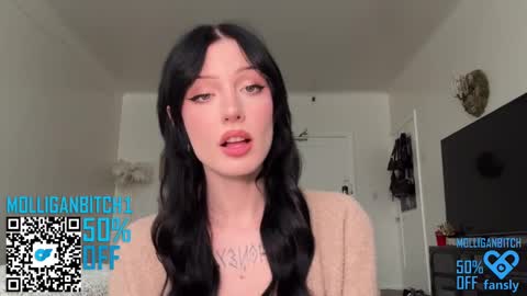 Evelyn online show from 02-12-25, 10:37