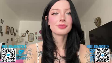 Snapshot of evelynforever chatting on 04-13-26, 08:58 Evelyn online show from 04-13-26, 08:58