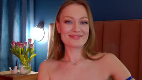 Evelyn online show from 03-13-26, 02:07