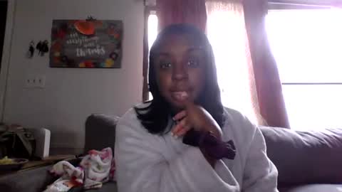 evemonroe17 online show from 07-31-26, 05:56