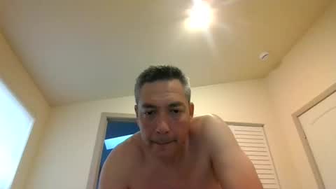 Snapshot of evergreenseoulmate chatting on 03-12-26, 04:35 SeoulMate online show from 03-12-26, 04:35