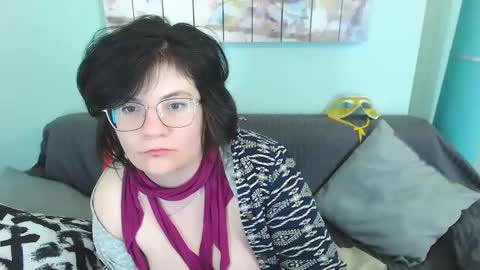 Everly online show from 02-10-25, 05:52