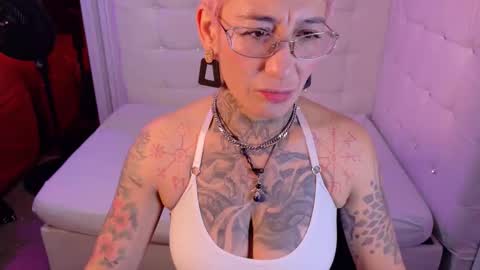 everlyn_sexx online show from 02-20-26, 11:54