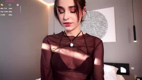 Snapshot of evervessi chatting on 10-22-25, 06:57 Anita online show from 10-22-25, 06:57