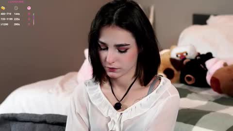 Snapshot of evervessi chatting on 10-29-25, 03:20 Anita online show from 10-29-25, 03:20