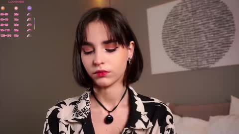 Snapshot of evervessi chatting on 11-12-25, 04:24 Anita online show from 11-12-25, 04:24