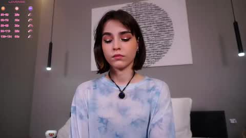 Snapshot of evervessi chatting on 11-22-25, 04:55 Anita online show from 11-22-25, 04:55