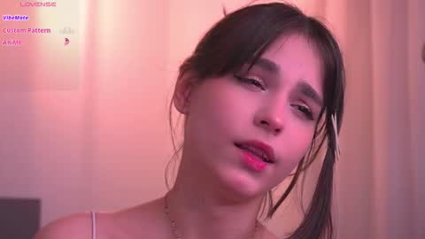 Snapshot of evervessi chatting on 12-21-25, 06:20 Anita online show from 12-21-25, 06:20