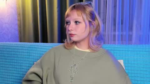 Forget me not eve on CB online show from 11-22-25, 08:35