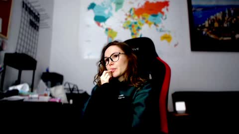 Goddes 1 online show from 04-13-26, 06:24