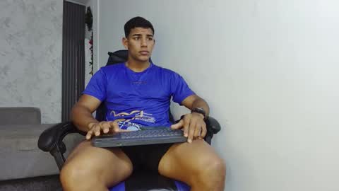 luis online show from 11-16-25, 06:46